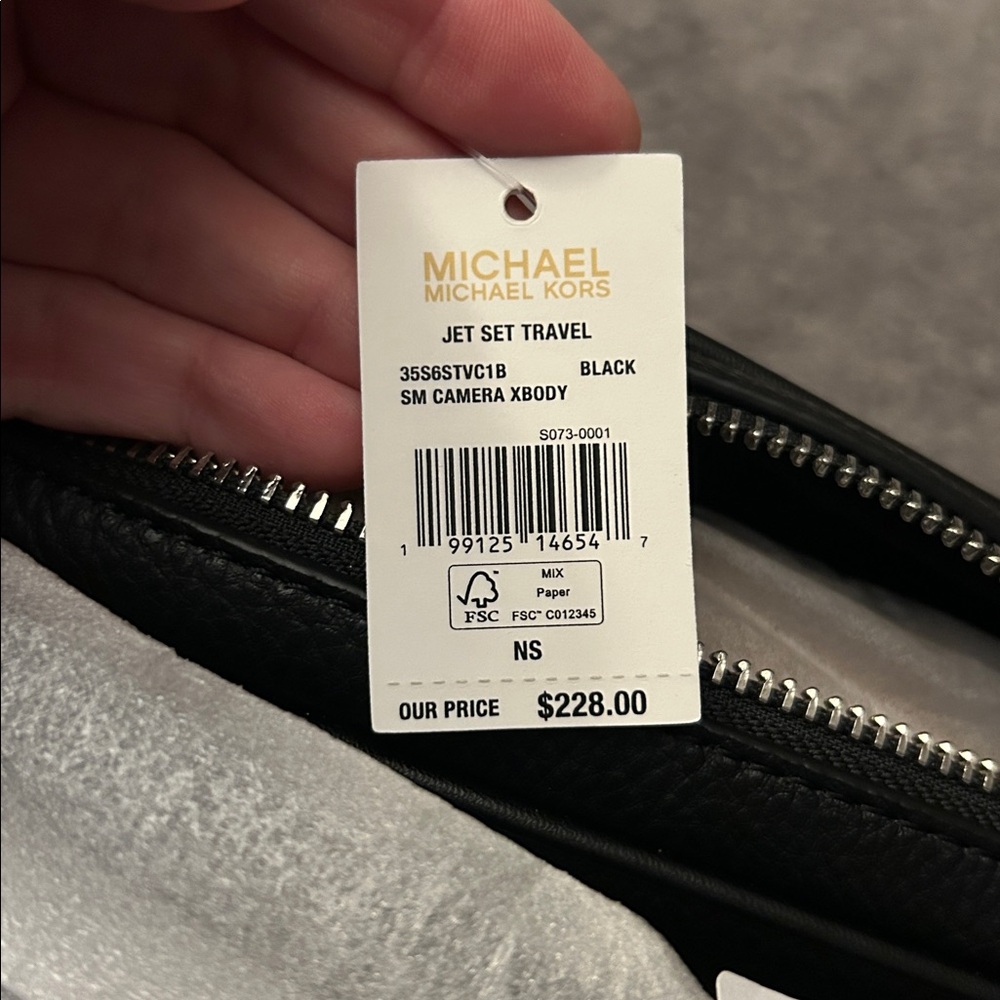 Michael Kors small crossbody - Picture 5 of 5